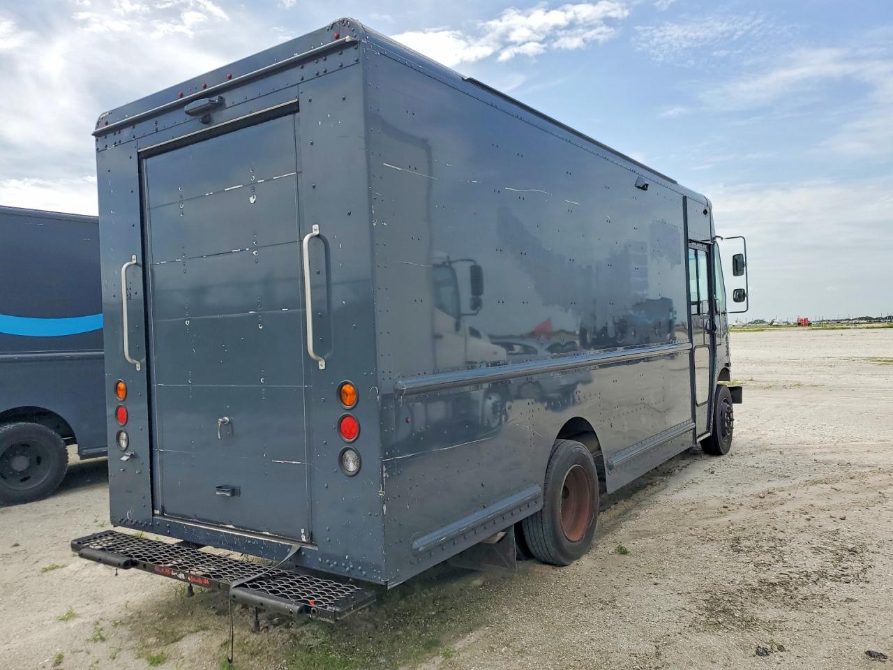 Freightliner Chassis M Line Walk-in Van