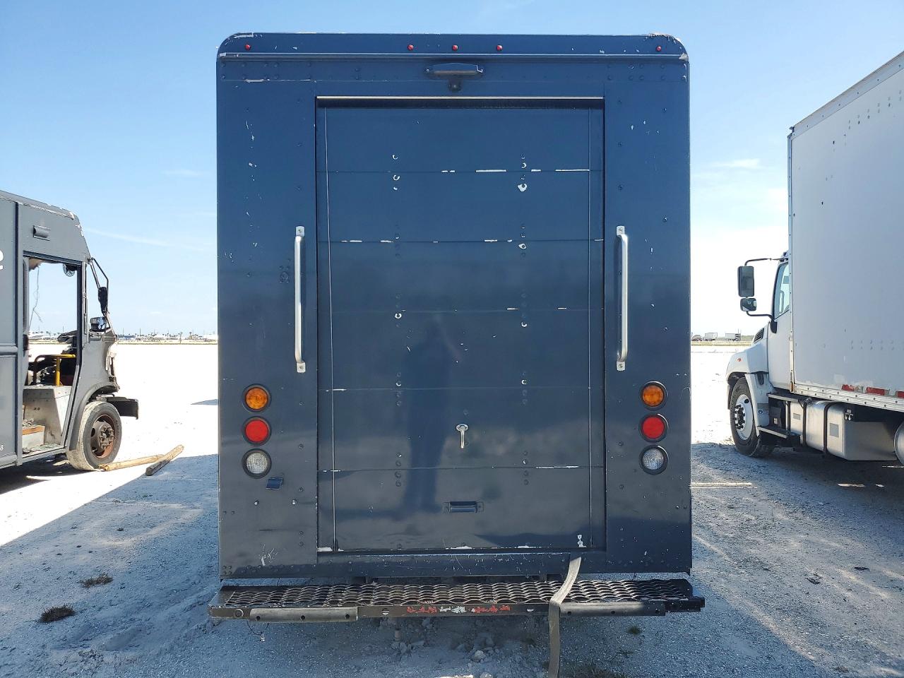 Freightliner Chassis M Line Walk-in Van