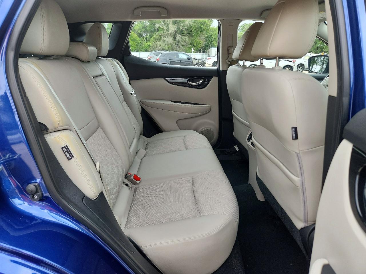 Nissan Rogue Sv