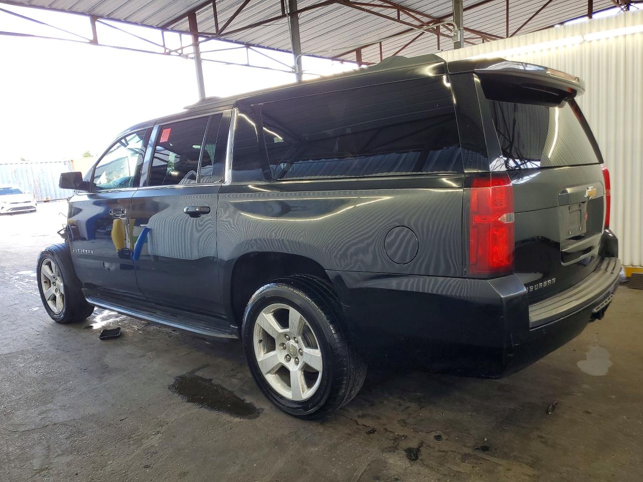 Chevrolet Suburban C1500 Lt