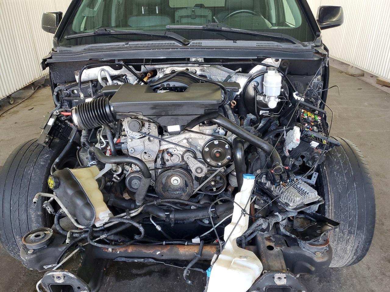 Chevrolet Suburban C1500 Lt