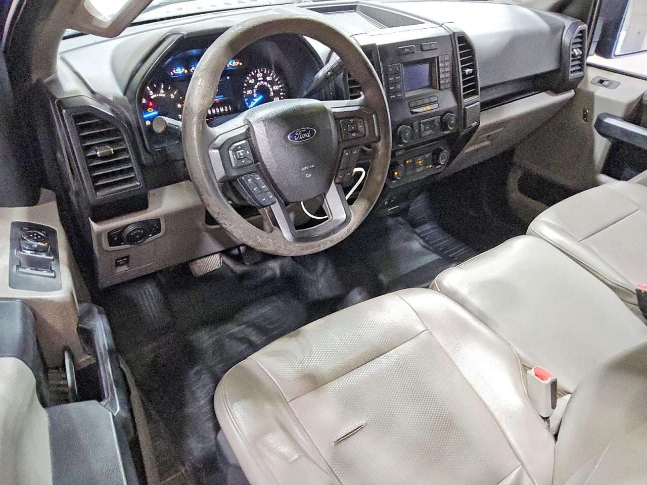 Ford F-150 Super Cab
