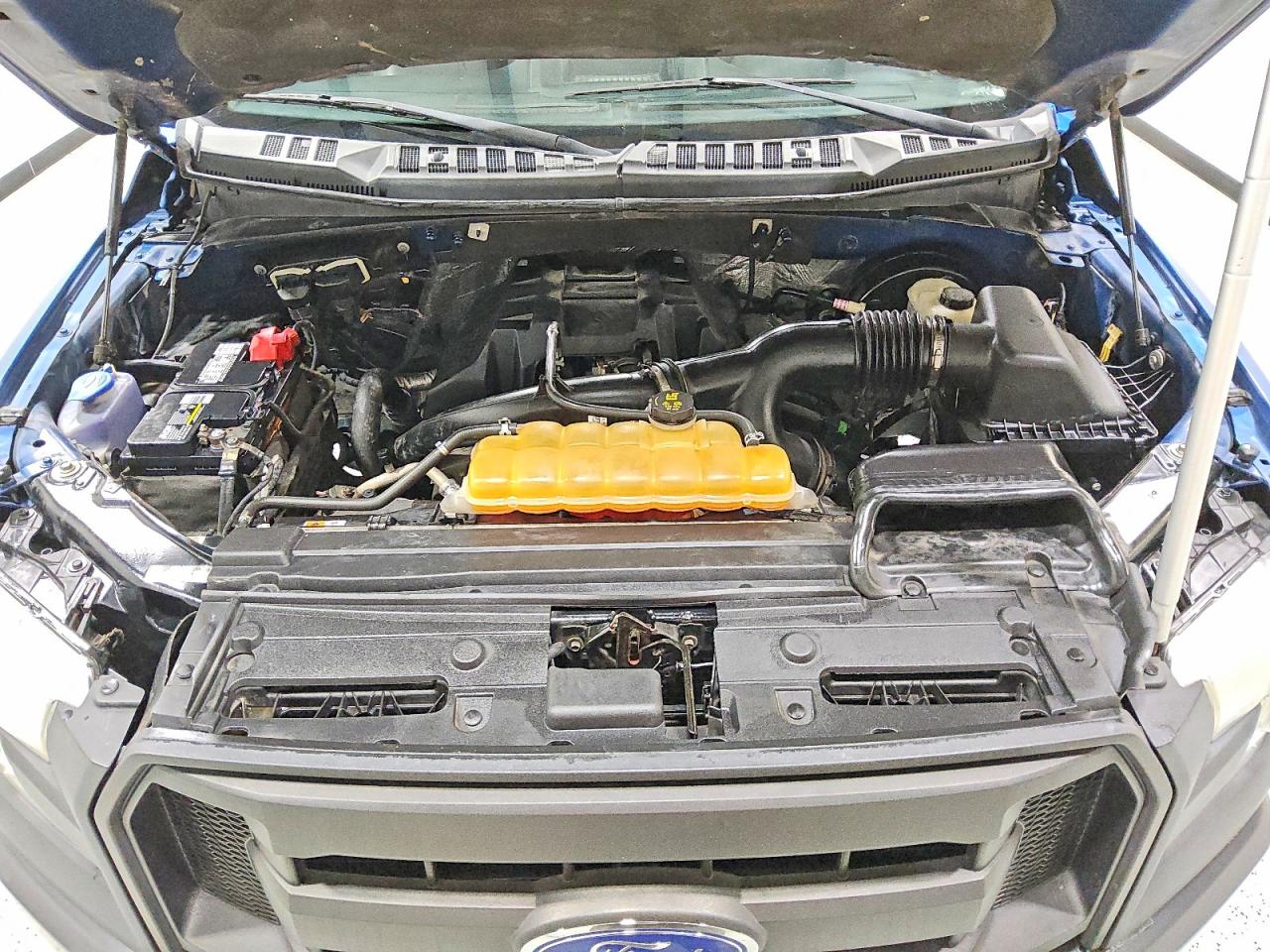 Ford F-150 Super Cab