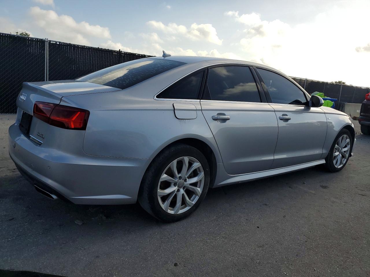 Audi A6 Premium