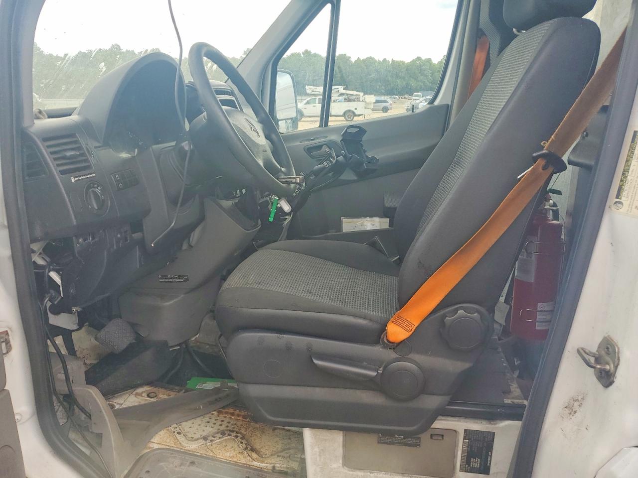 Mercedes-Benz Sprinter 2500
