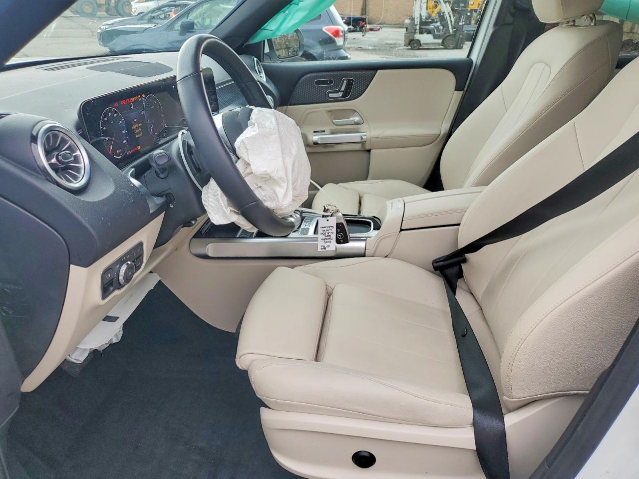 Mercedes-Benz GLB 250 4matic