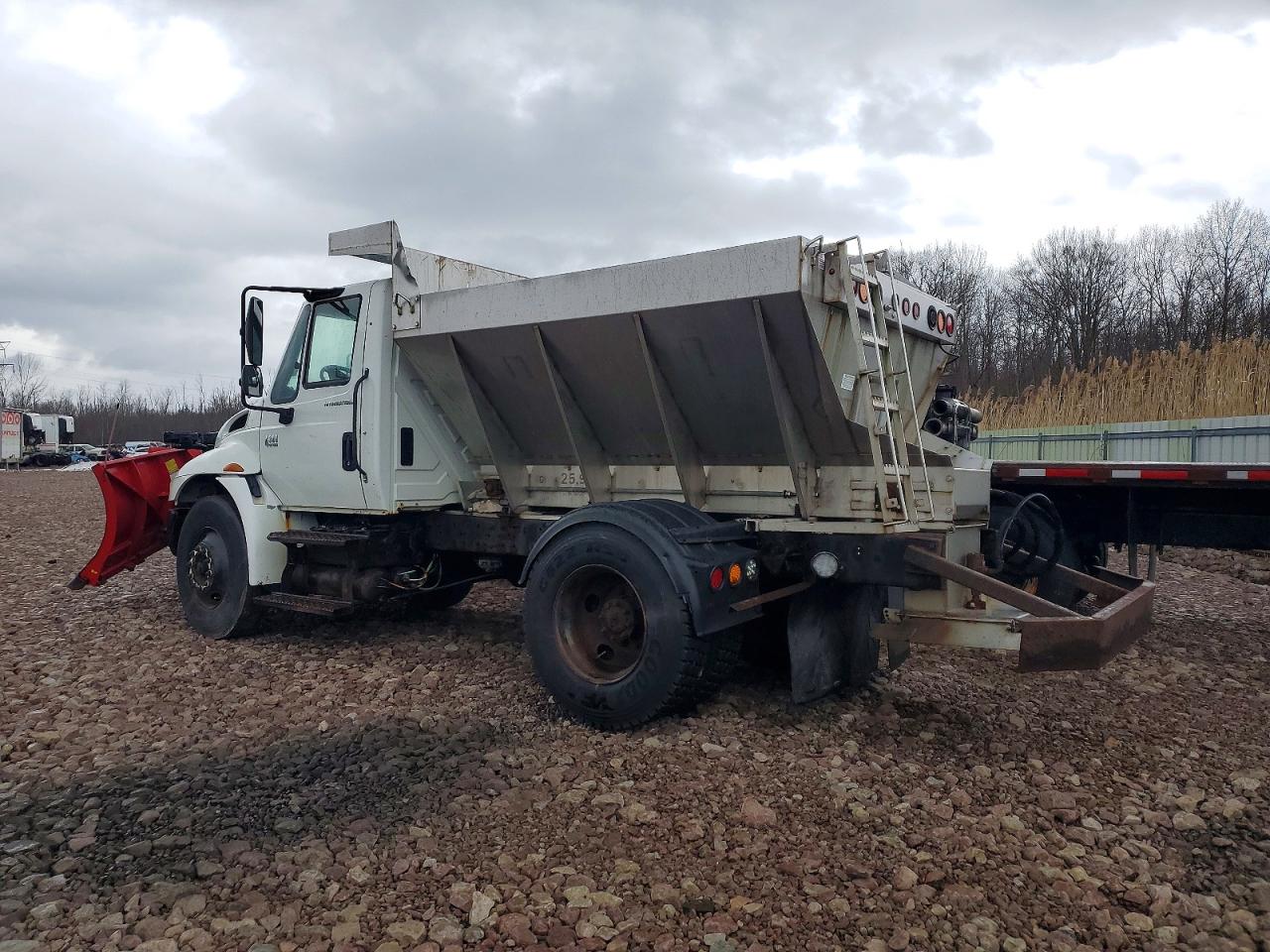 International 4300