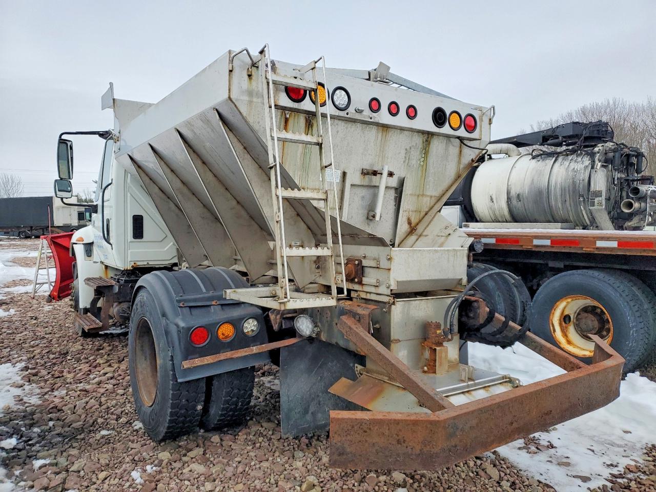 International 4300