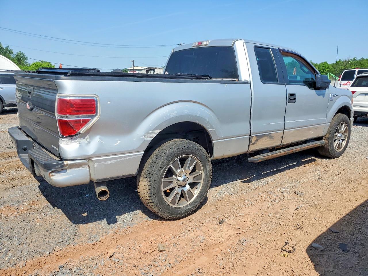 Ford F-150 Super Cab