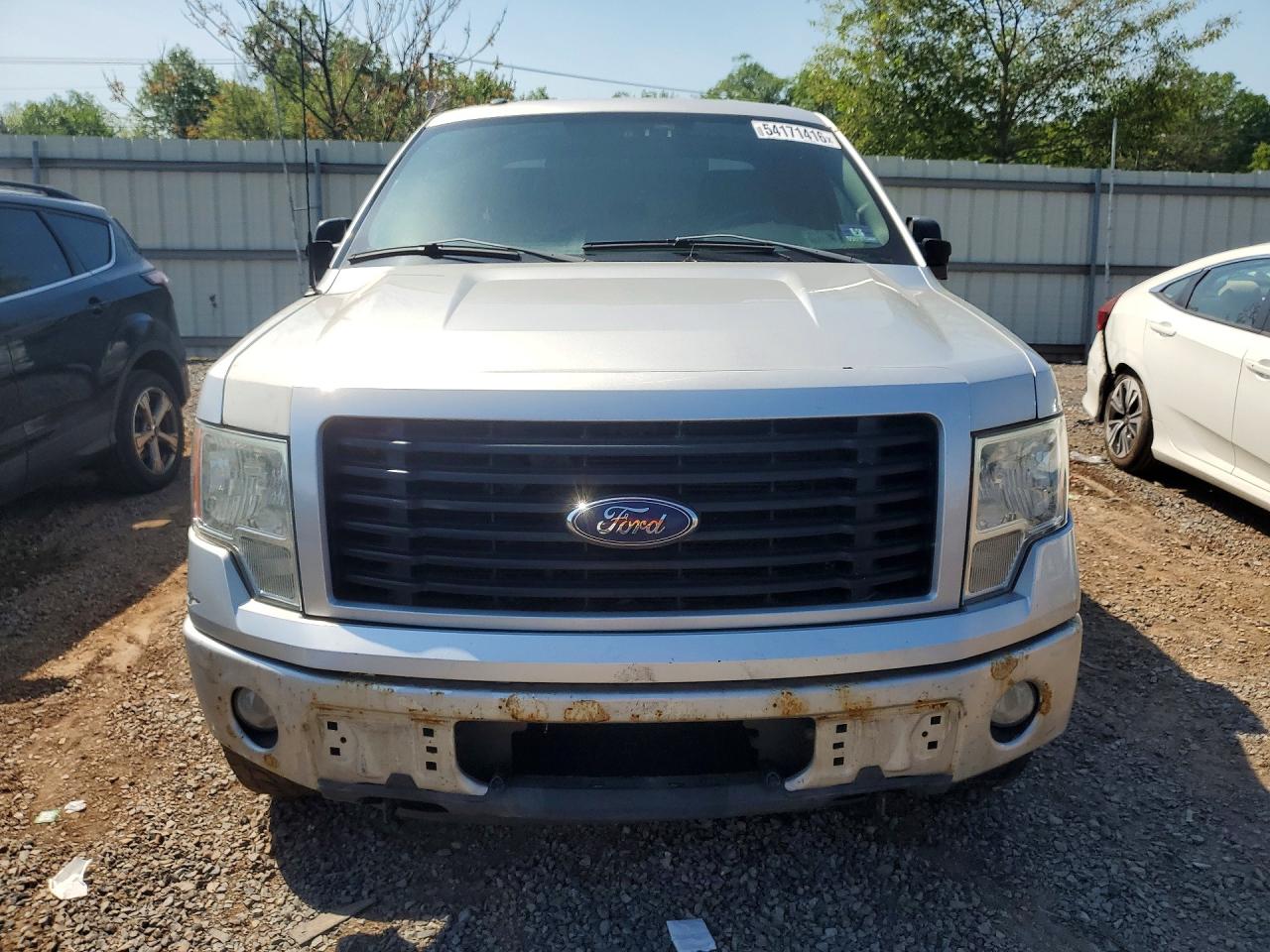 Ford F-150 Super Cab