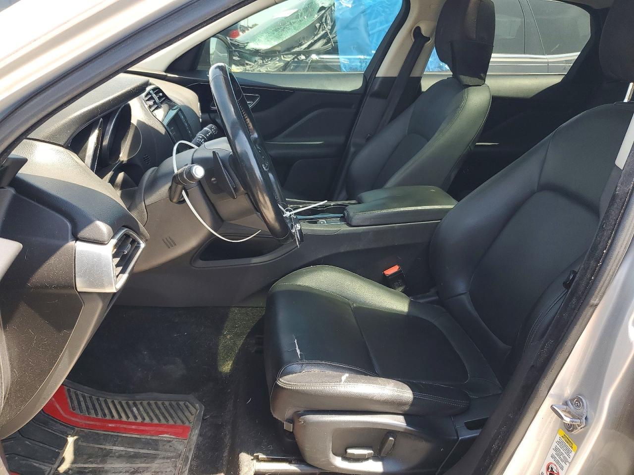 Jaguar F-PACE Premium