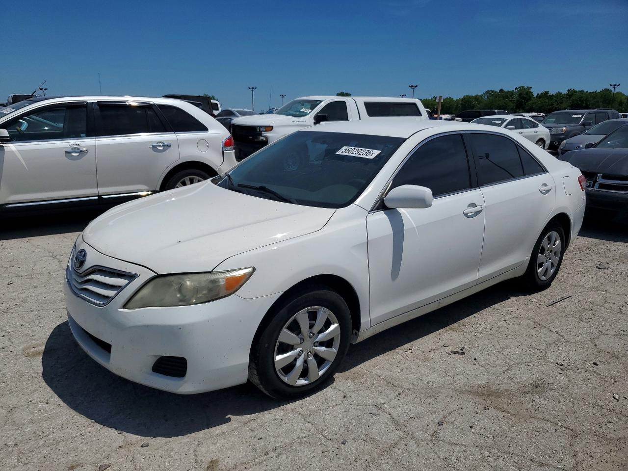 Salvage Toyota Camry Image