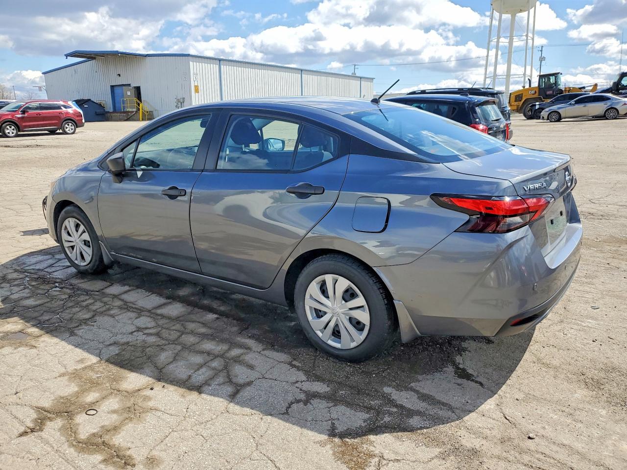 Nissan Versa S