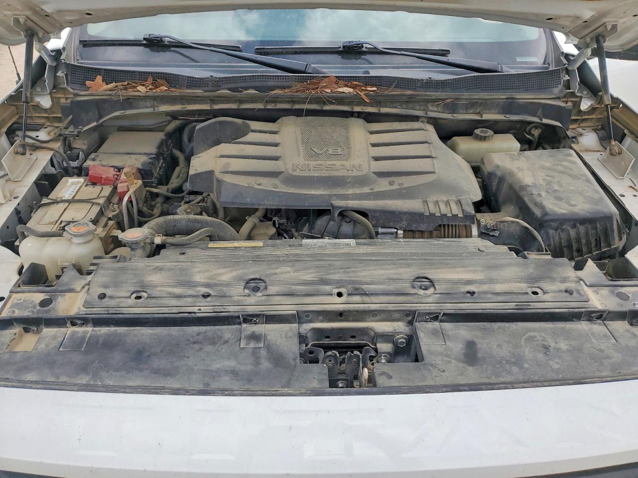Nissan Titan Sv