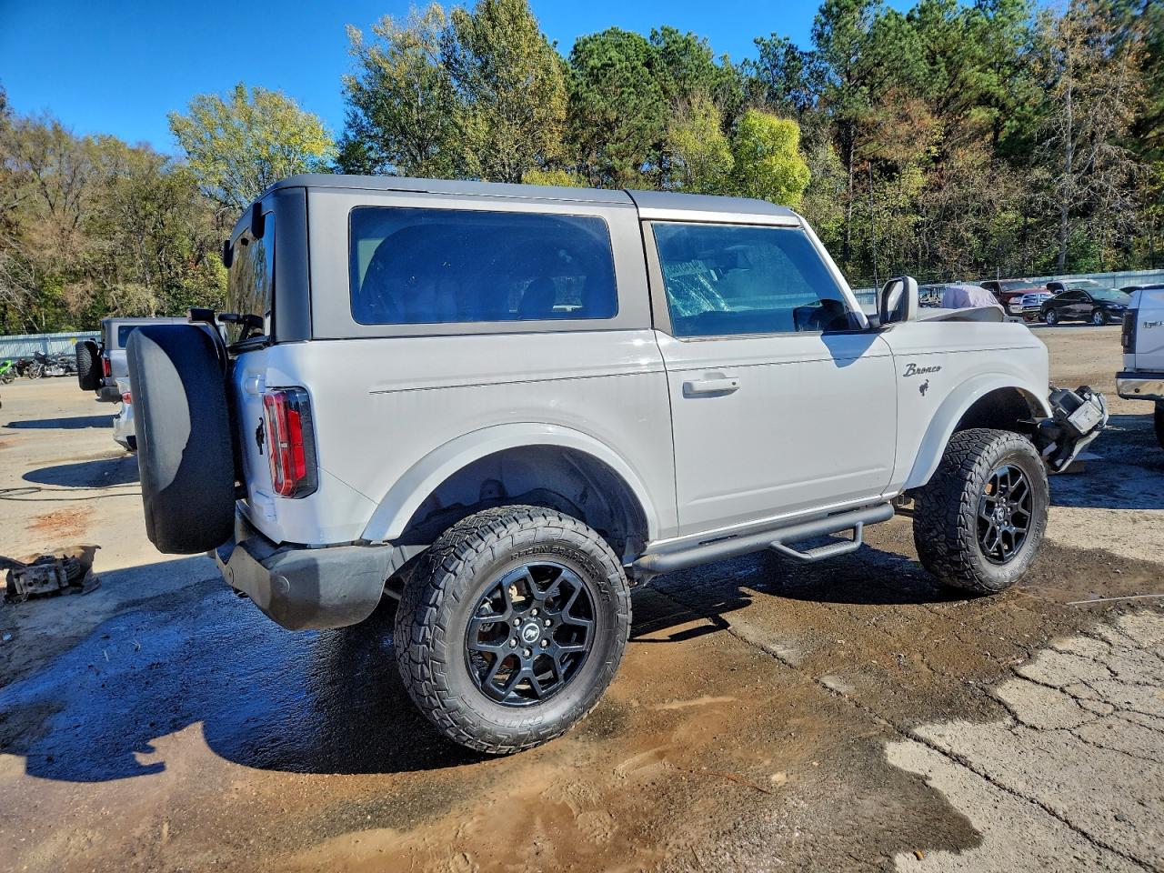 Ford Bronco Base