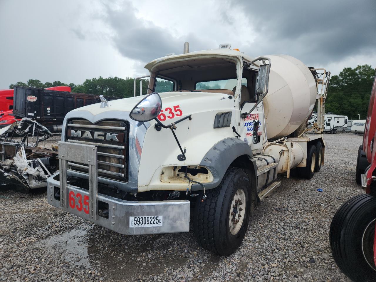 Mack 800 Gu