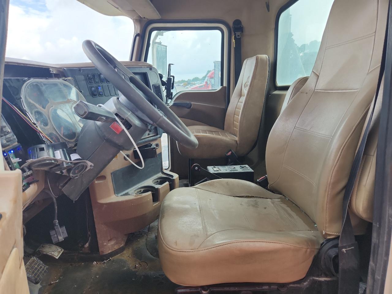 Mack 800 Gu