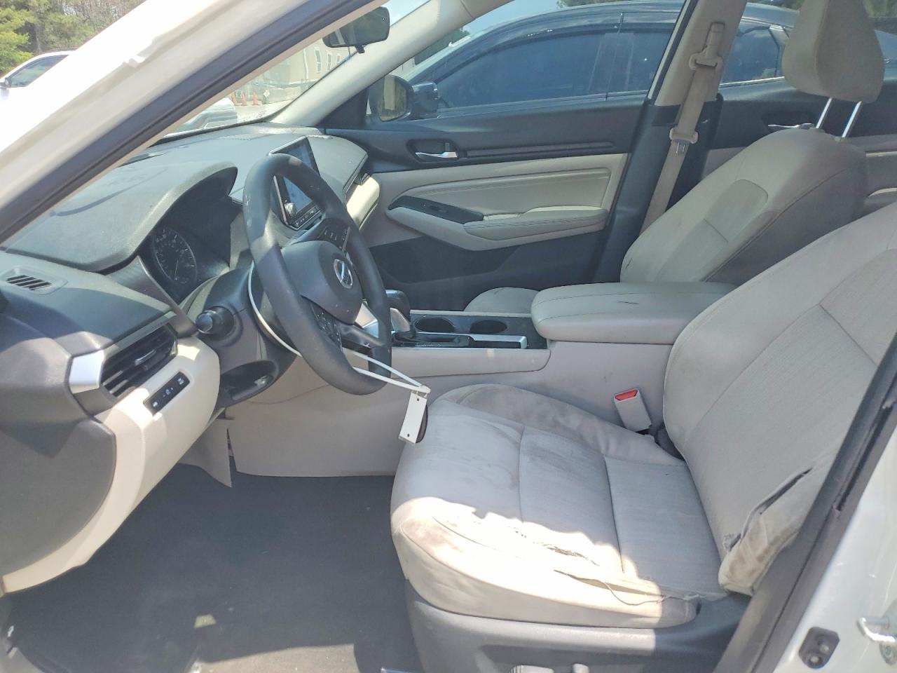 Nissan Altima S