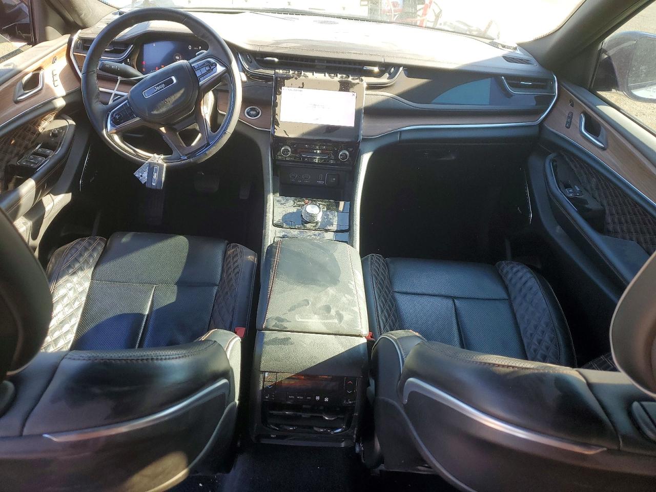 Jeep Grand Cherokee Summit