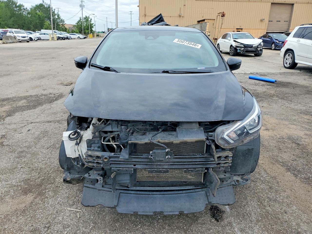 Nissan Versa Sv