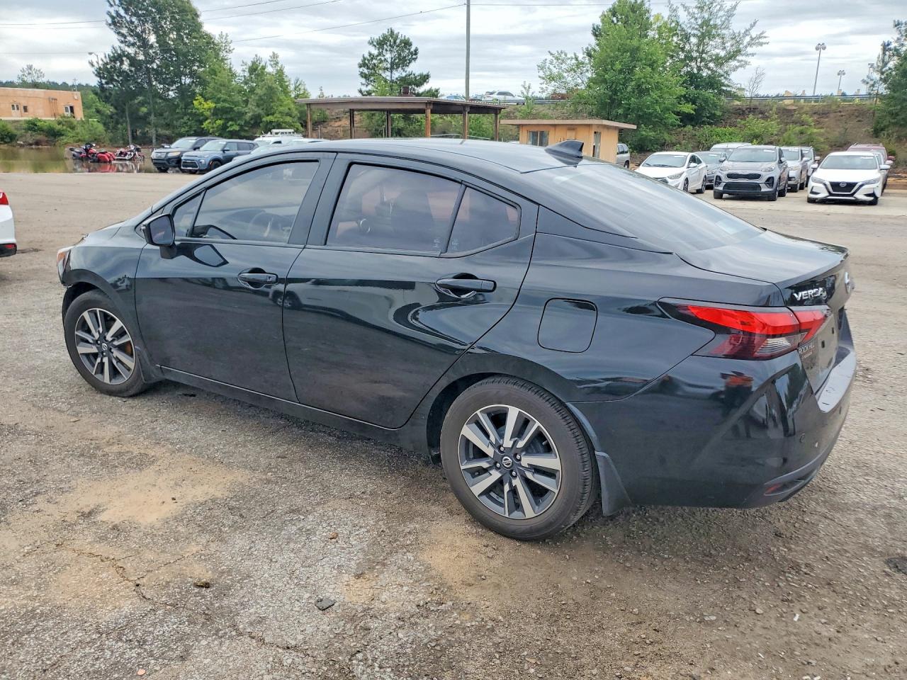 Nissan Versa Sv