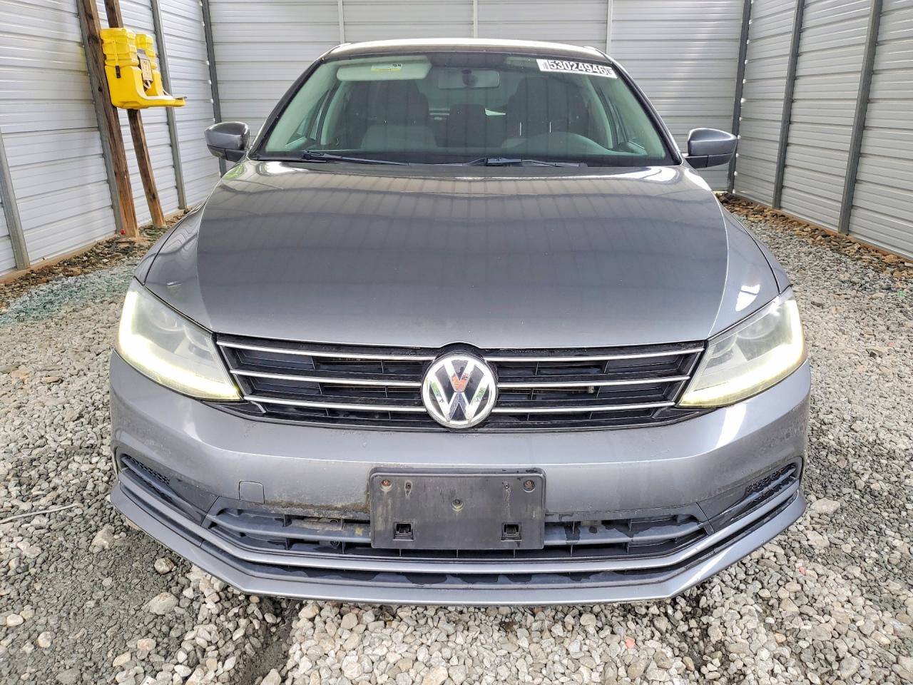 Volkswagen Jetta S