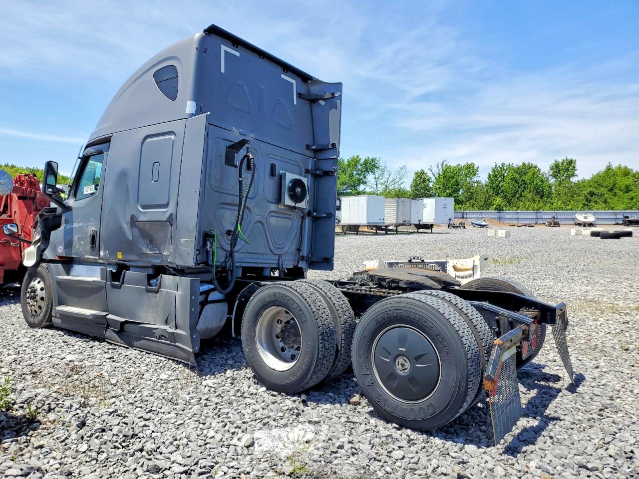 Freightliner Cascadia 126
