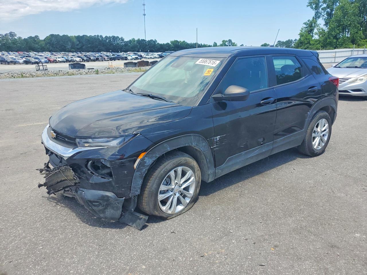 Salvage Chevrolet Trailblazer Image
