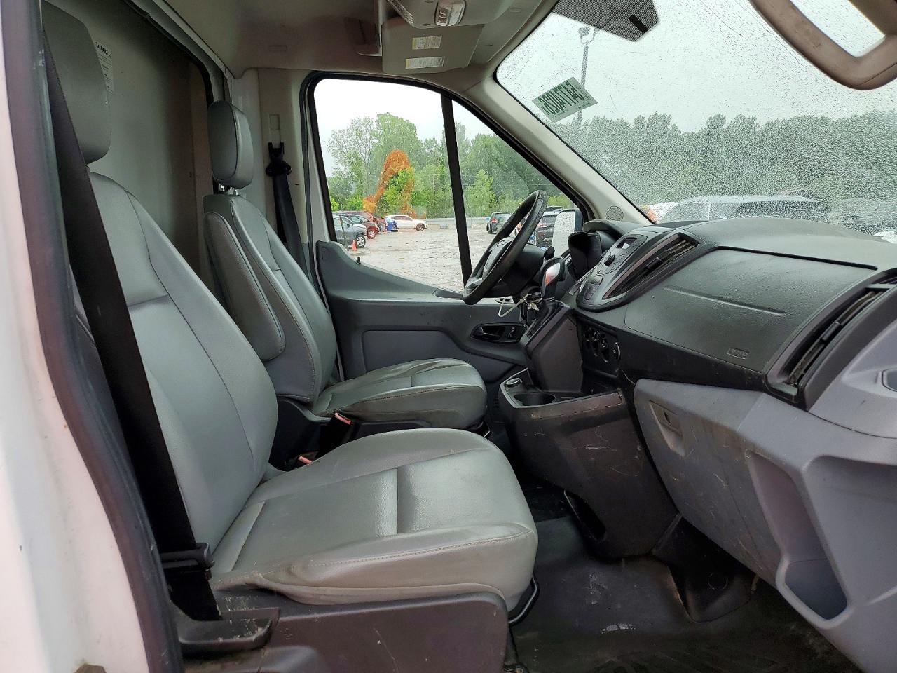 Ford Transit T-350