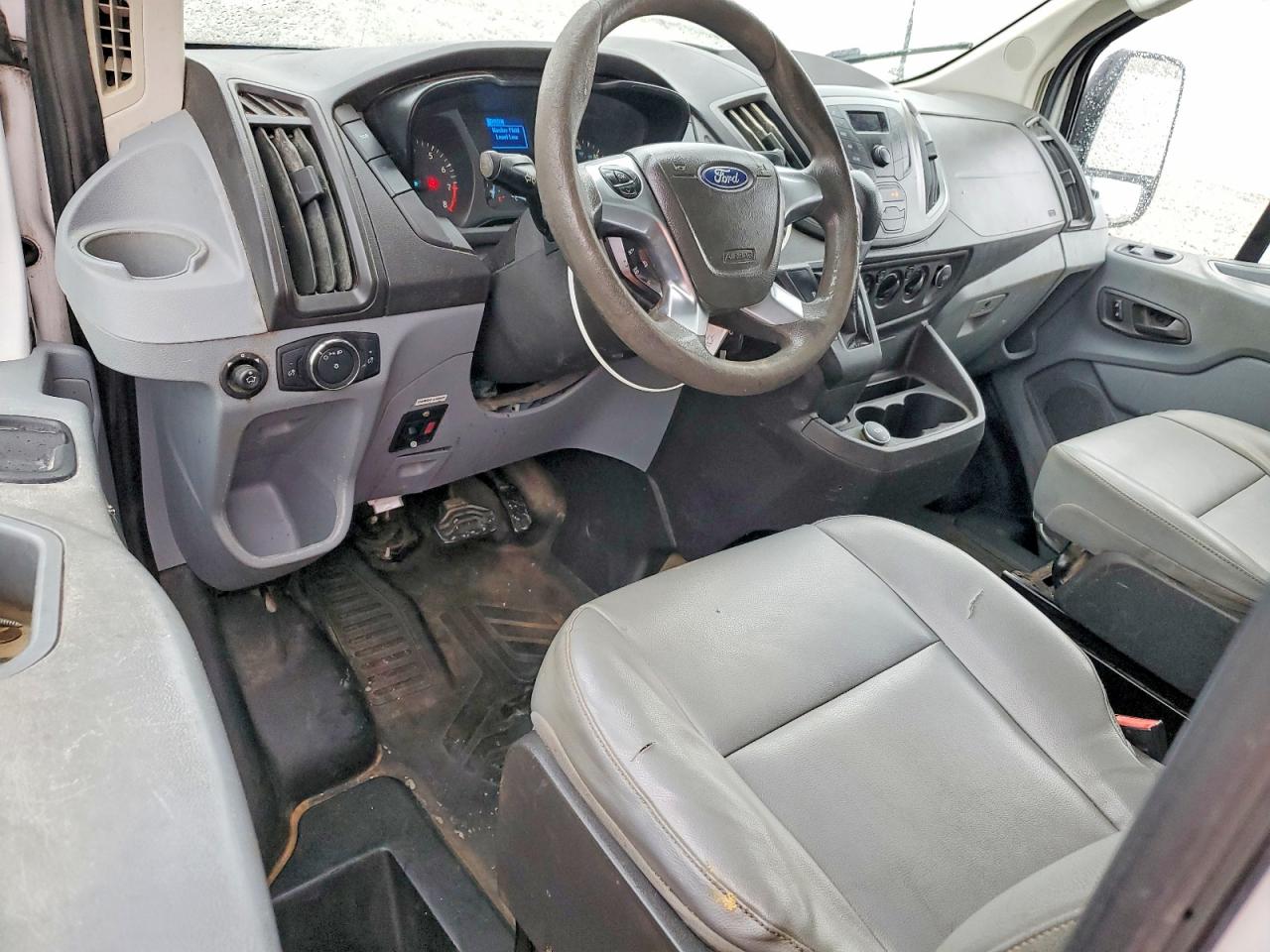 Ford Transit T-350