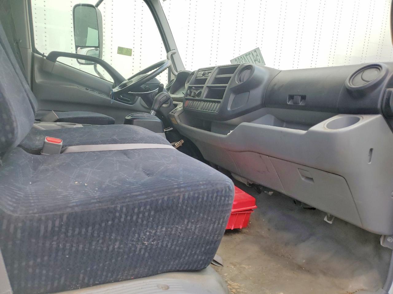 Hino 195