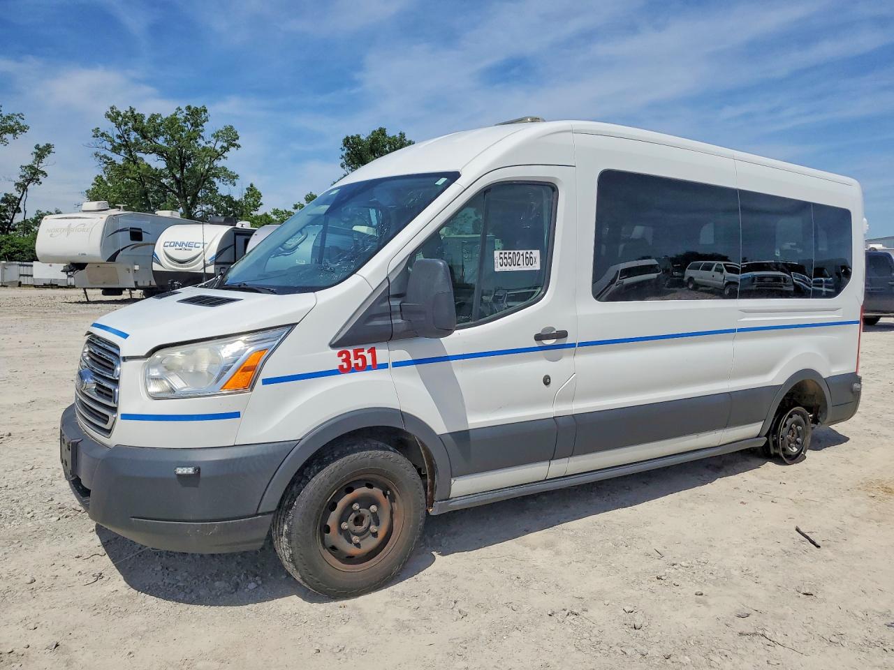 Salvage Ford Transit Image