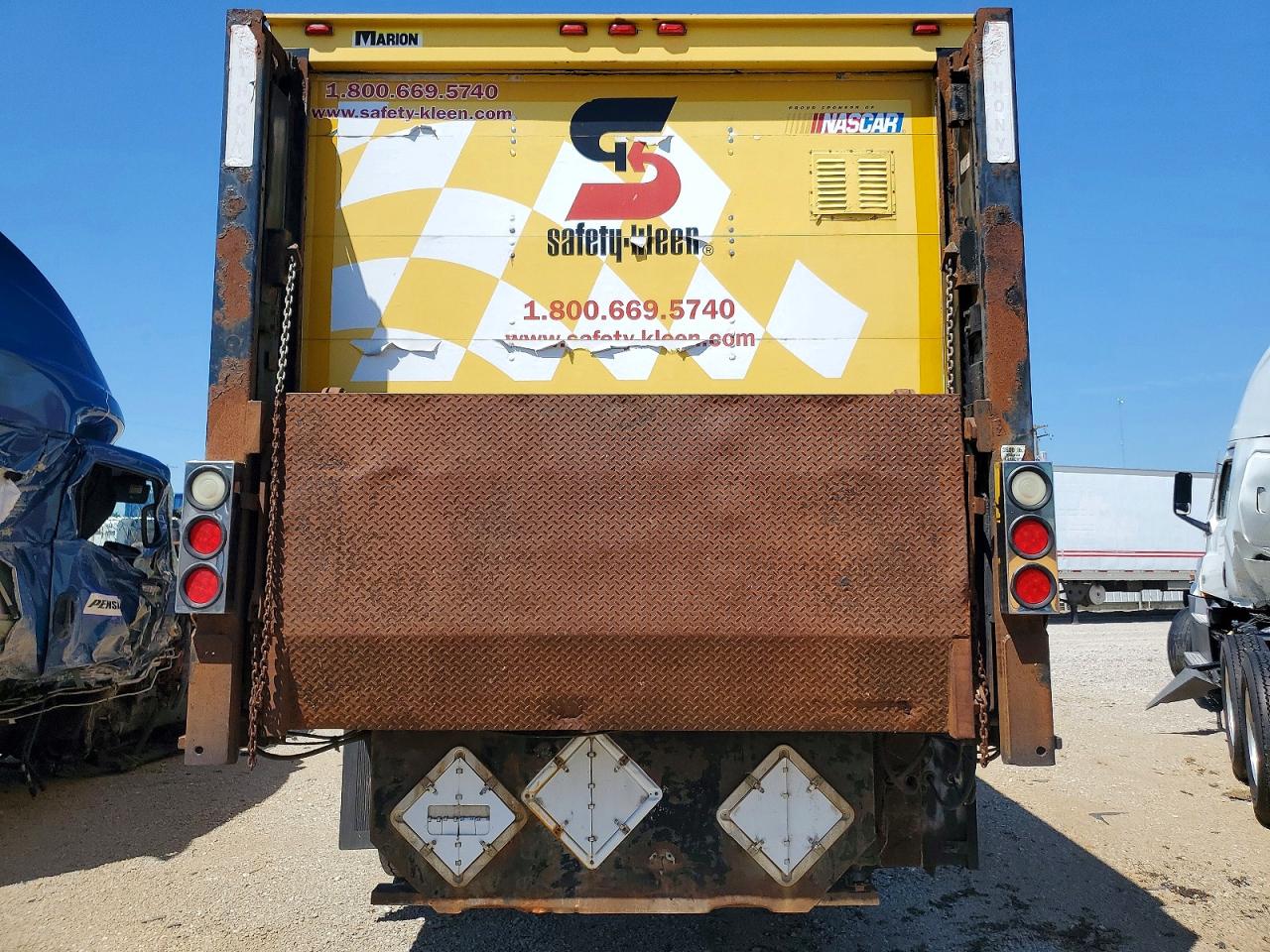 International 4300