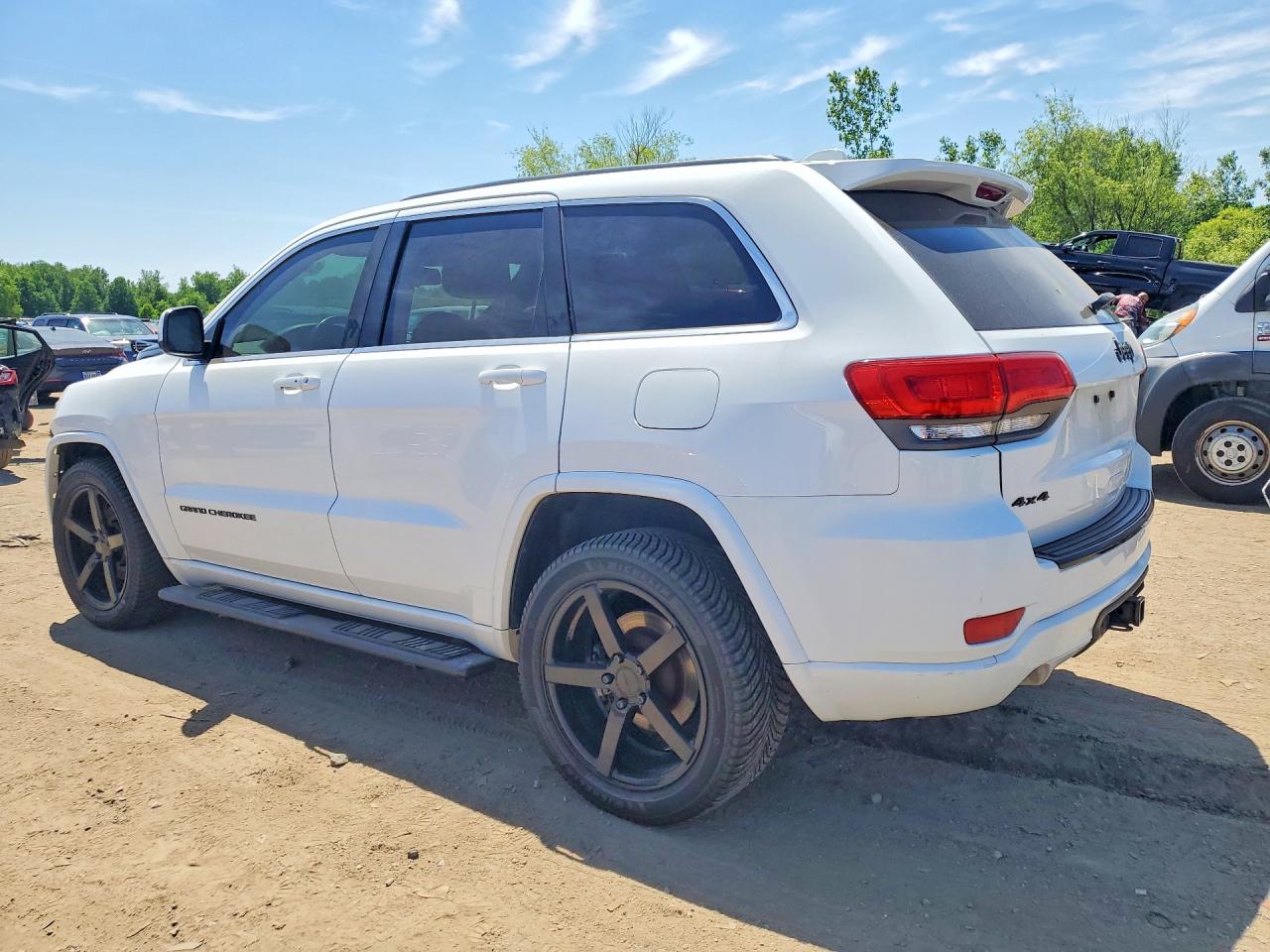 Jeep Grand Cherokee Laredo