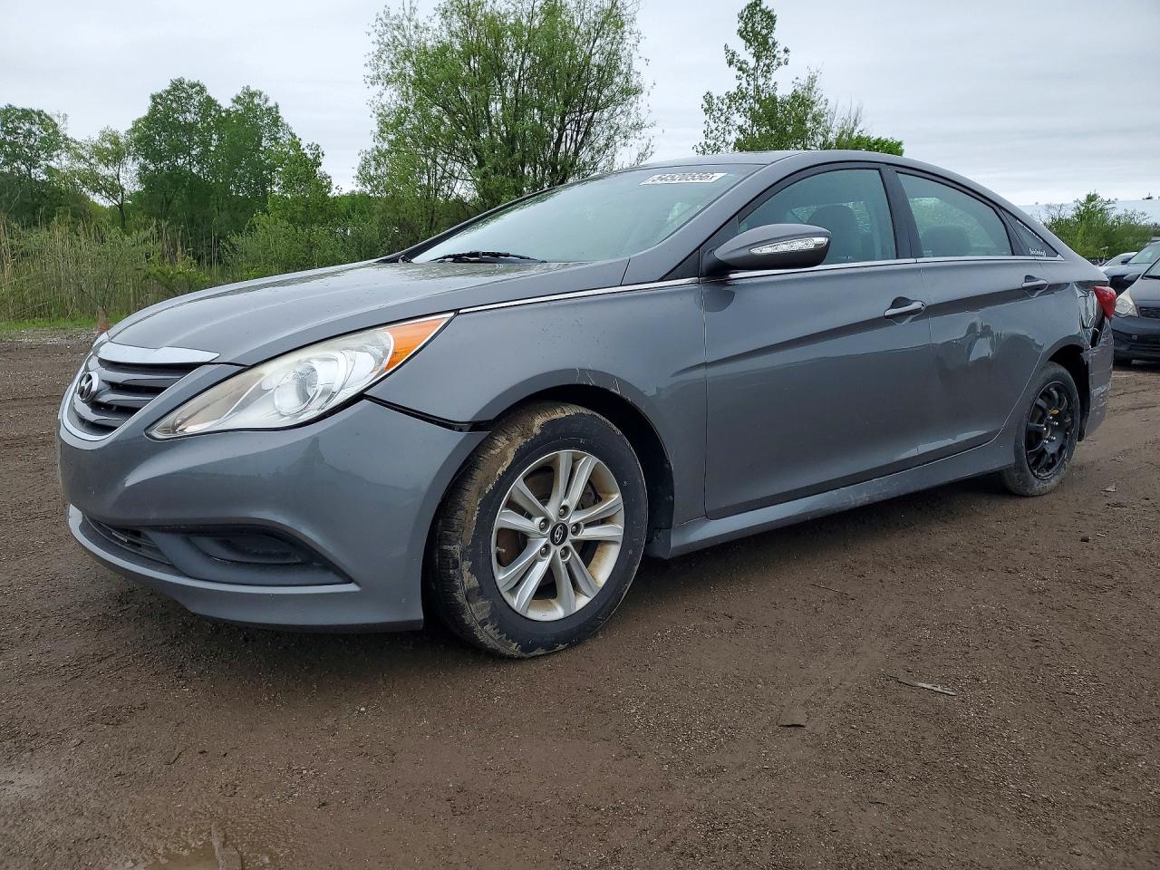 Salvage Hyundai SONATA Image