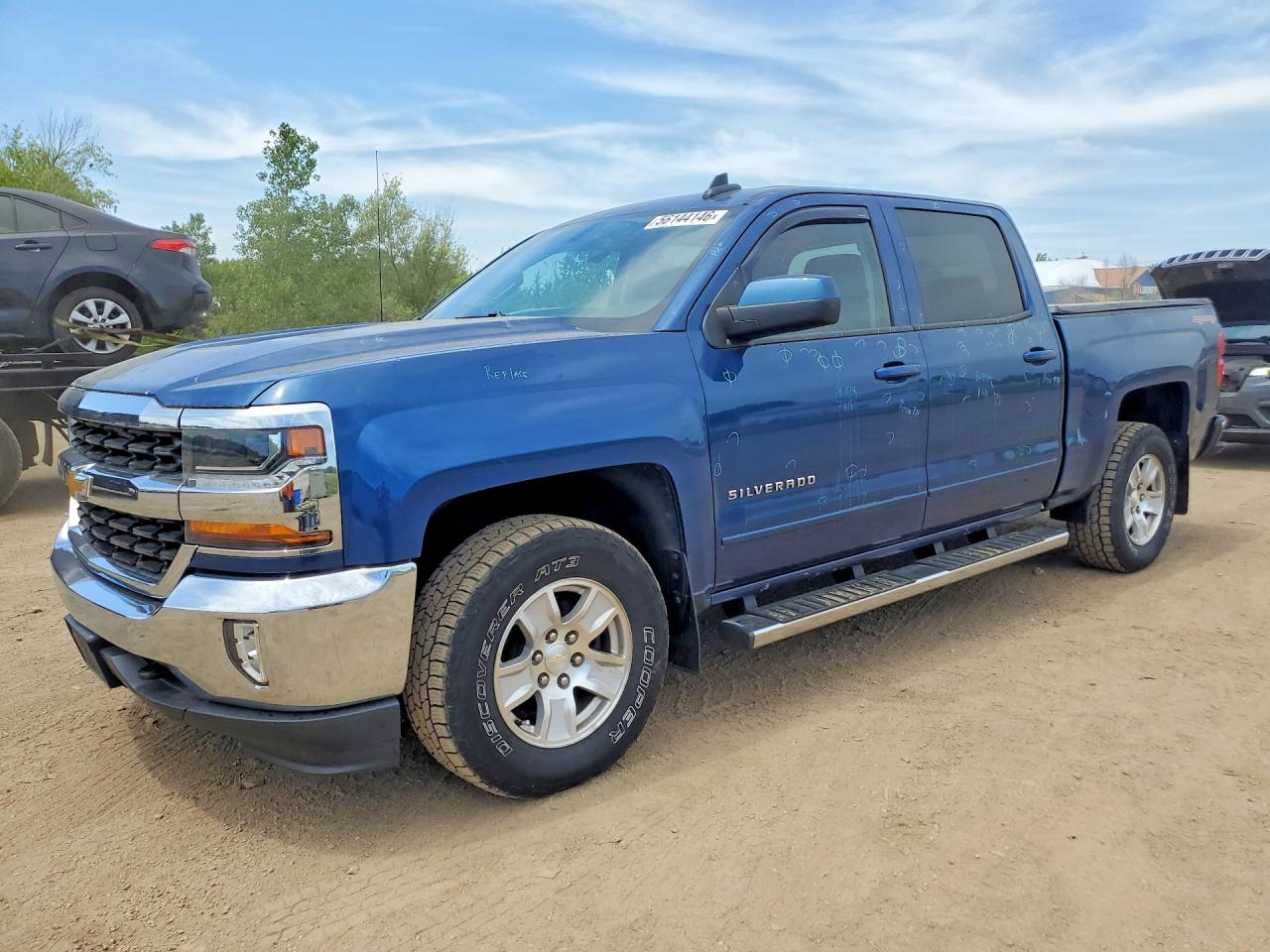 Salvage Chevrolet Silverado Image