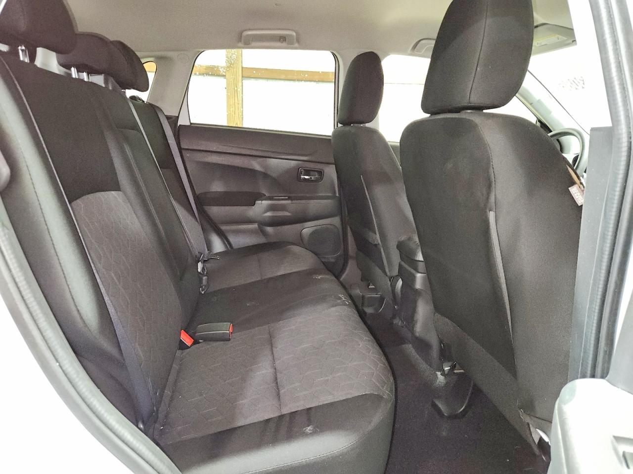 Mitsubishi Outlander S