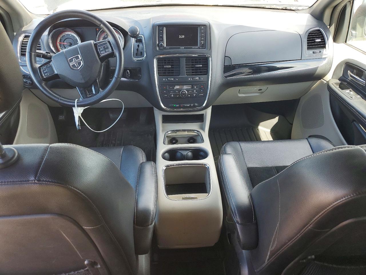 Dodge Caravan Sxt