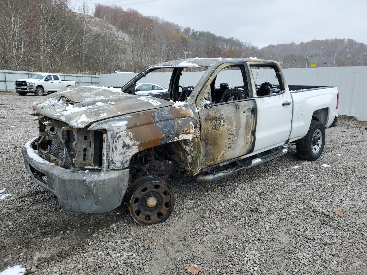 Salvage Chevrolet Silverado Image