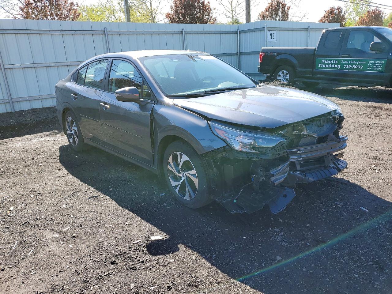 Subaru Legacy Premium