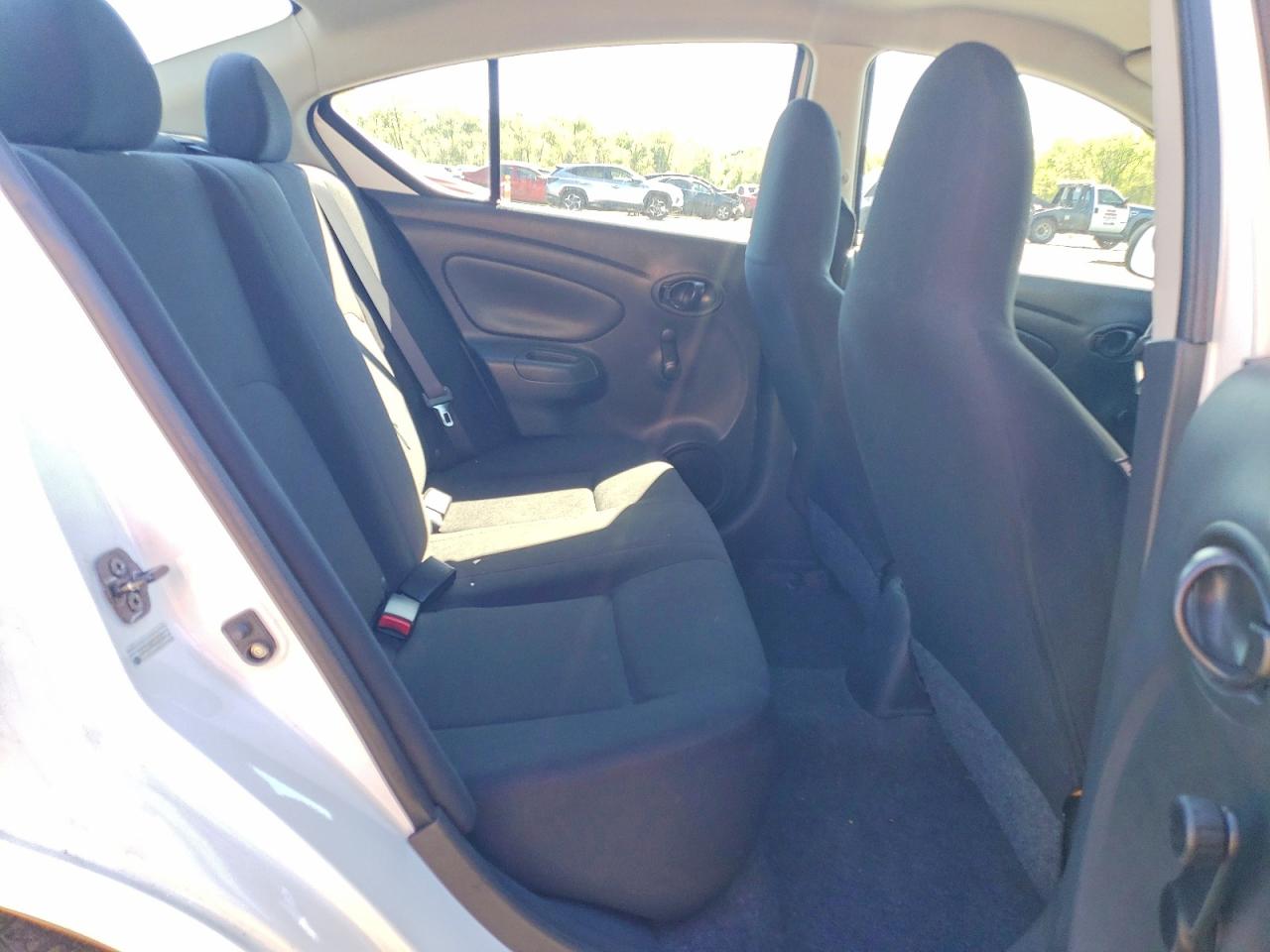 Nissan Versa 1.6 S Plus