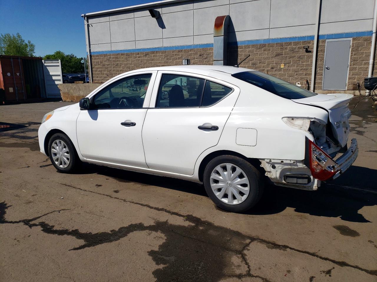 Nissan Versa 1.6 S Plus