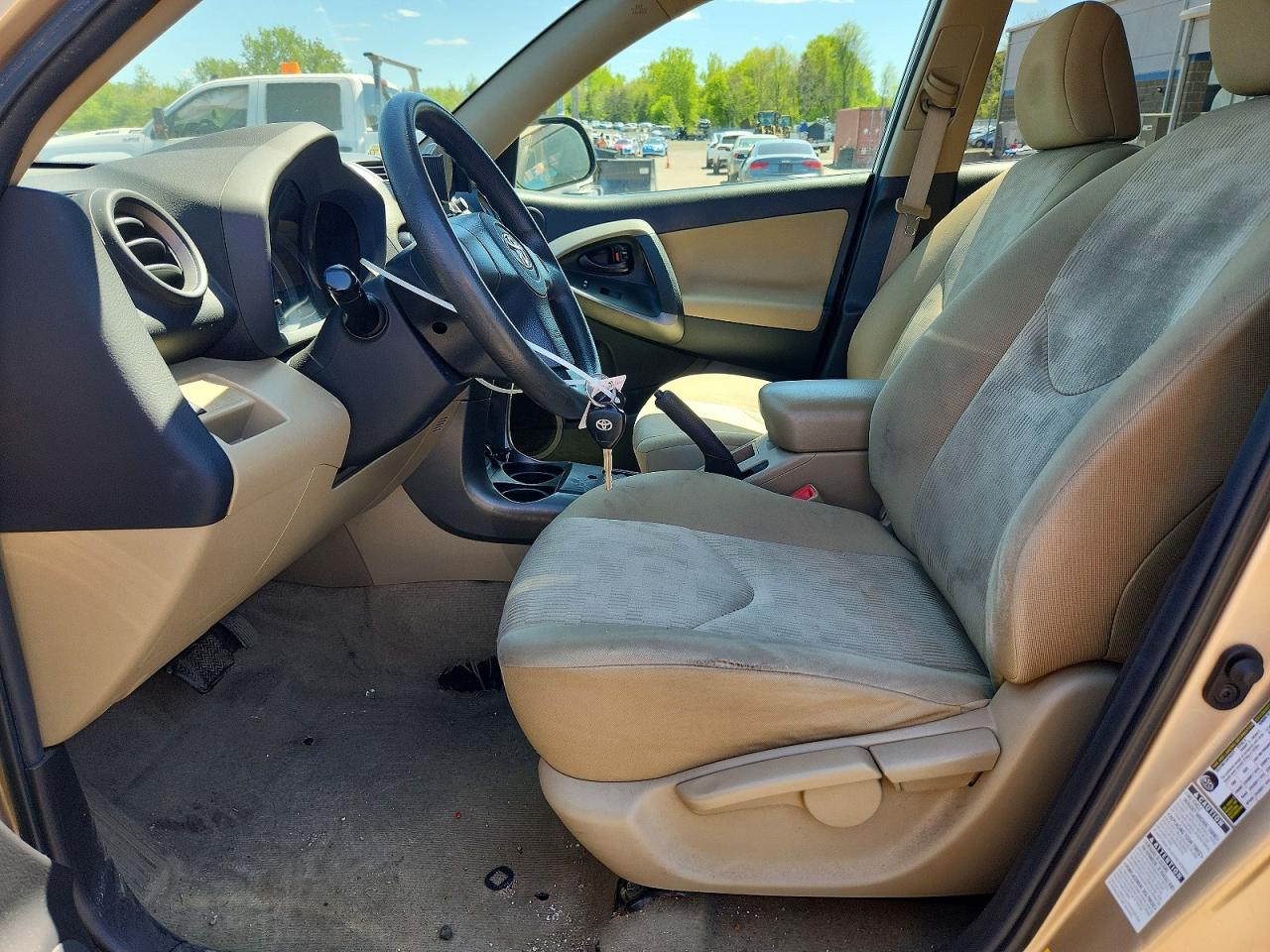 Toyota RAV4 Base