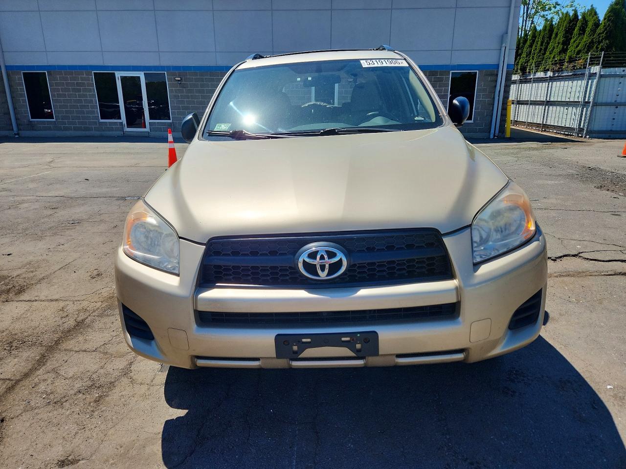 Toyota RAV4 Base