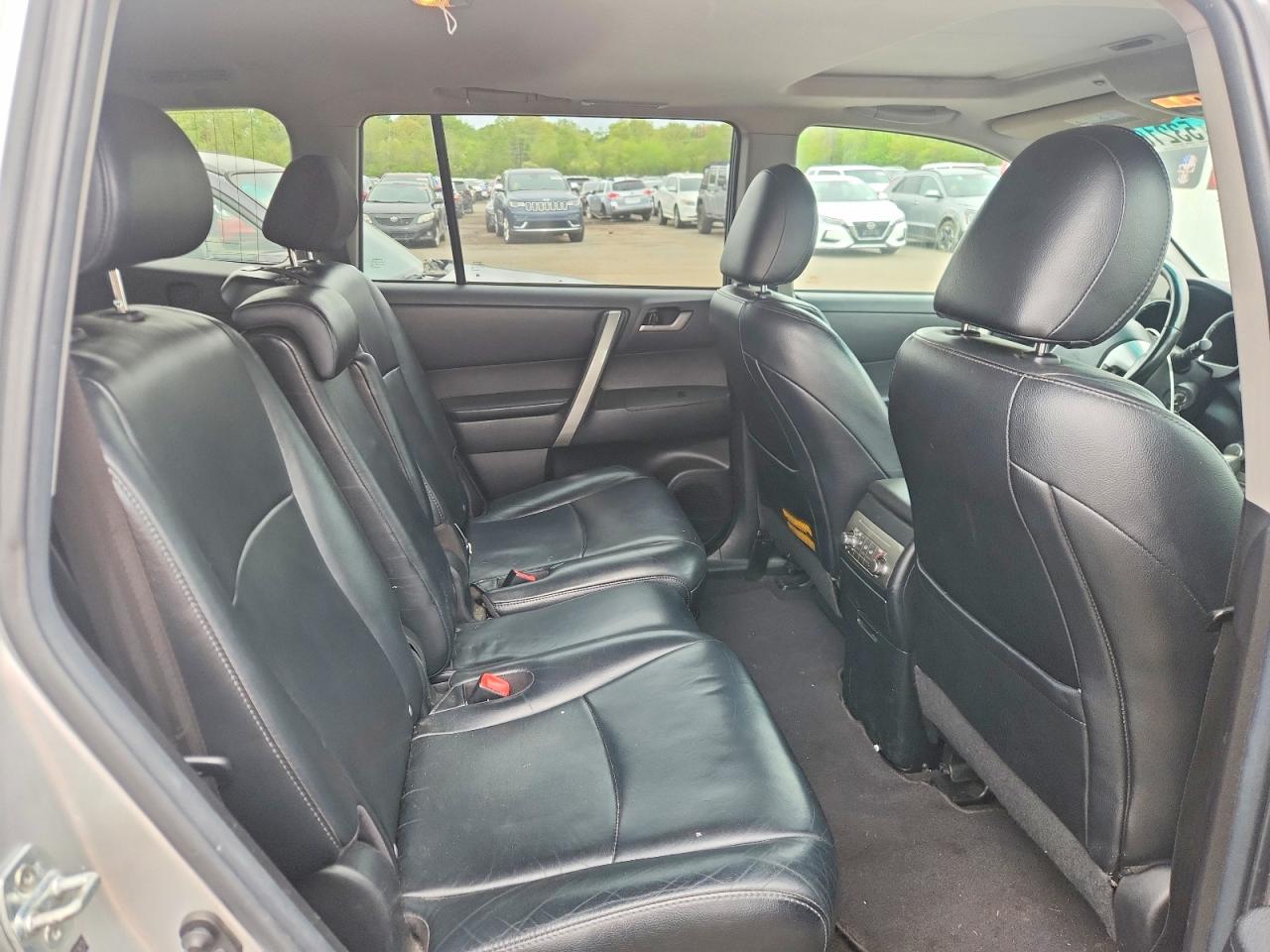 Toyota Highlander Se
