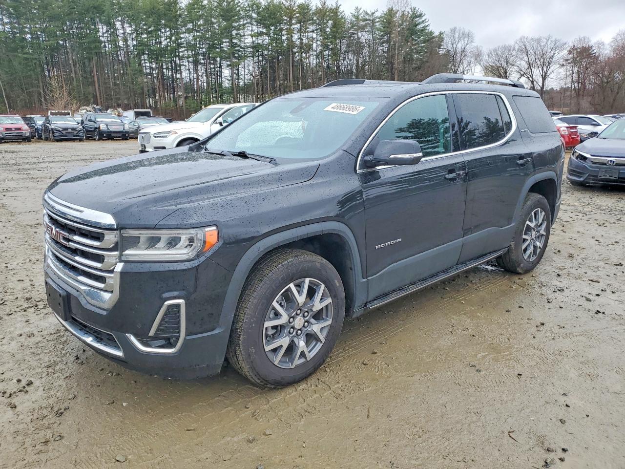 Salvage GMC Acadia Image