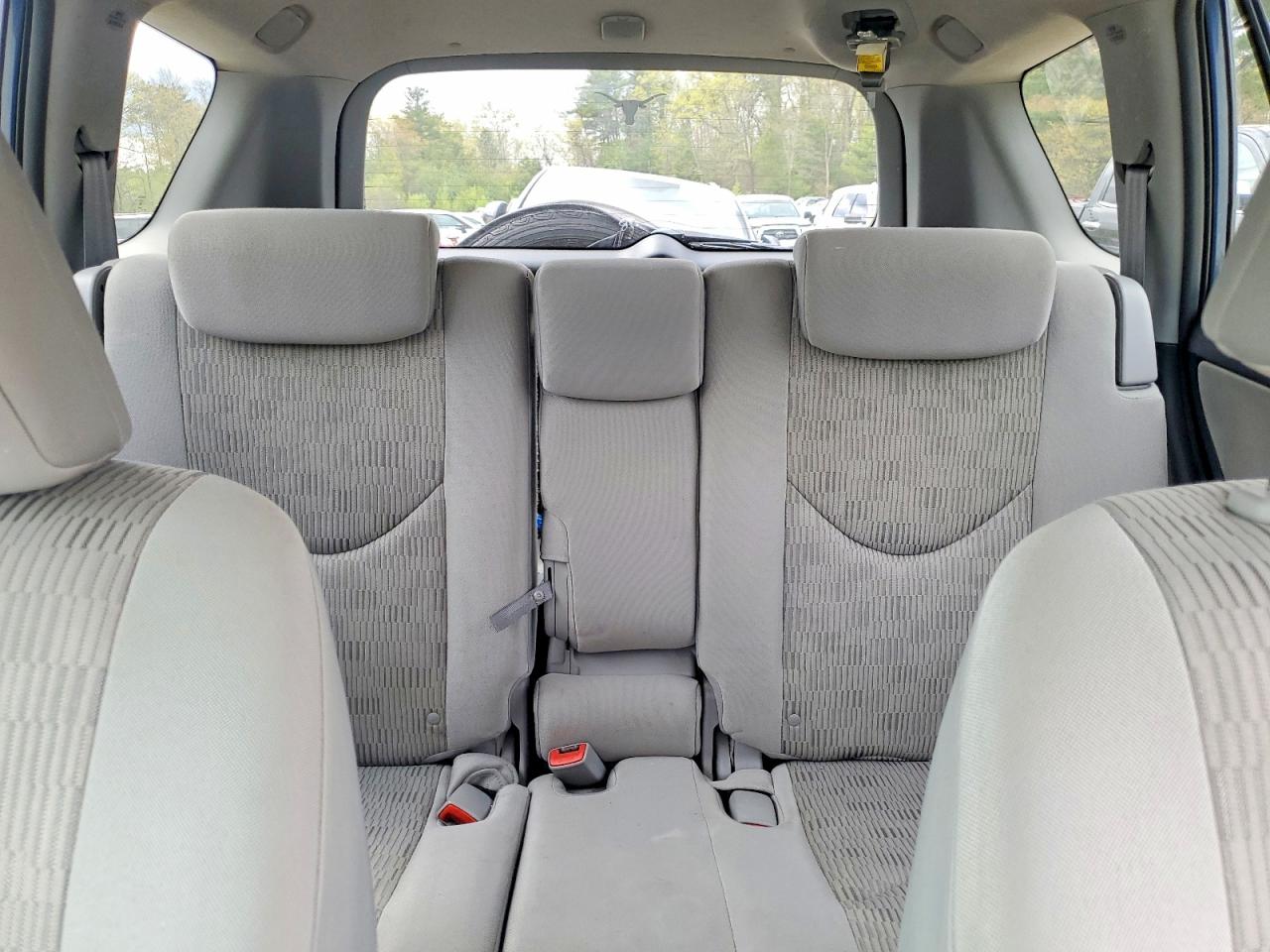 Toyota RAV4 Base