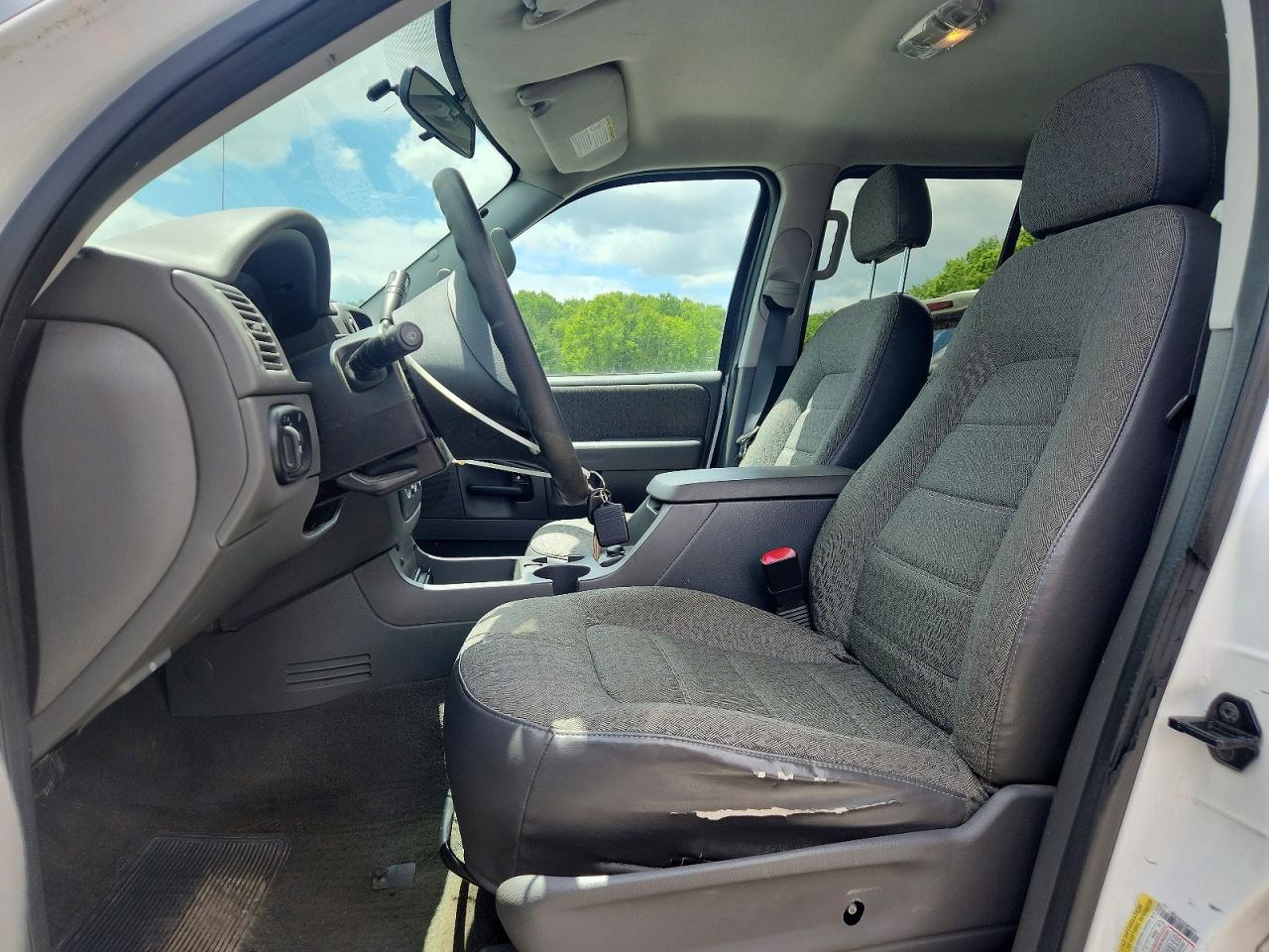 Ford Explorer Xls