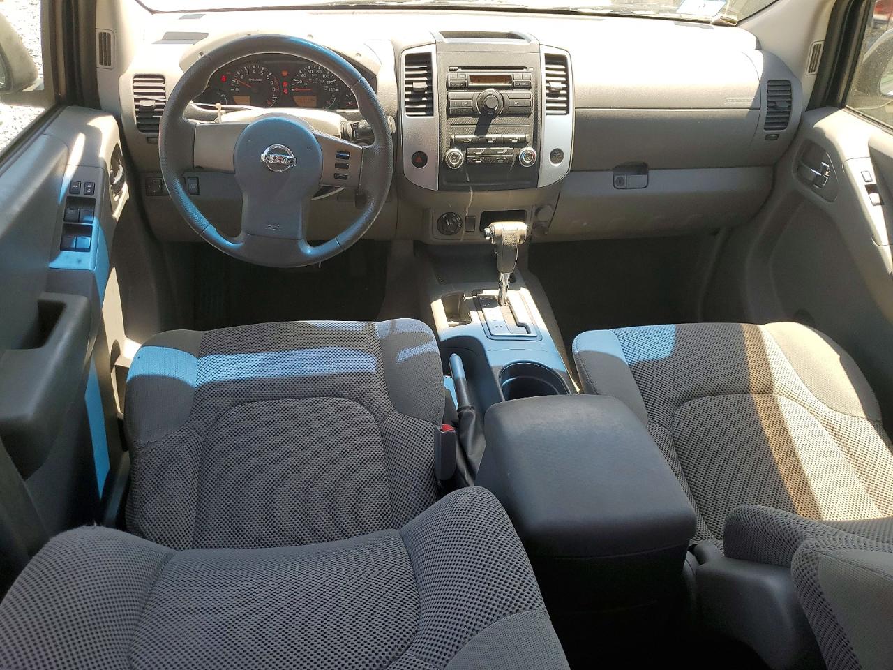 Nissan Frontier Se V6