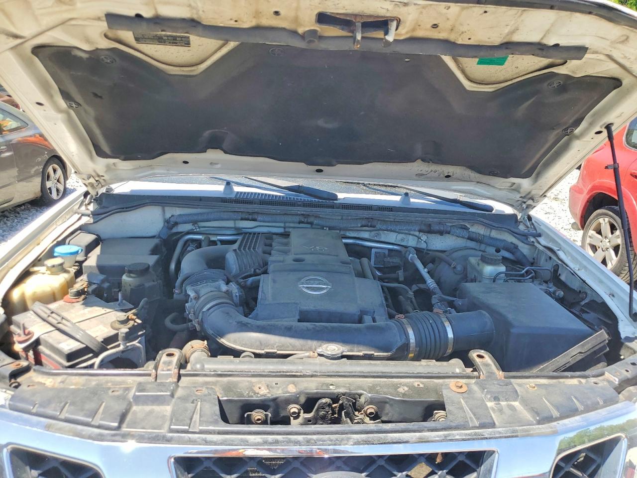 Nissan Frontier Se V6